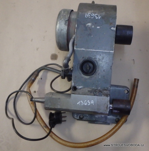 Přídavné zařízení na brusku - vnitřní broušení  (13639 (1).JPG)